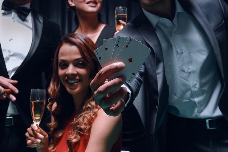 Antarmuka aplikasi donatoto menampilkan pasar olahraga dan permainan kasino live